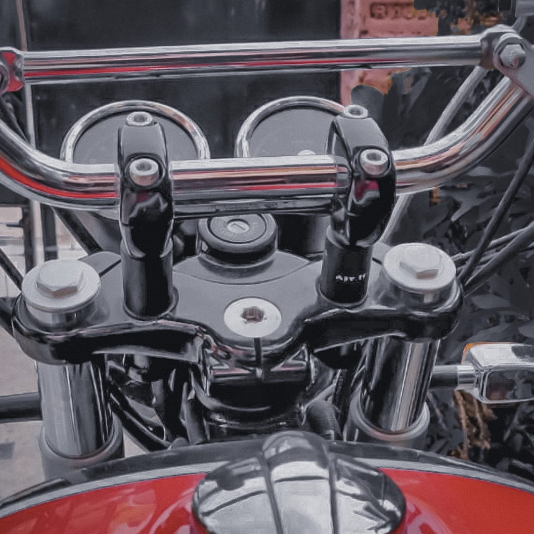 The Standard Combo Kit of 8 Accessories for Royal Enfield Interceptor 650