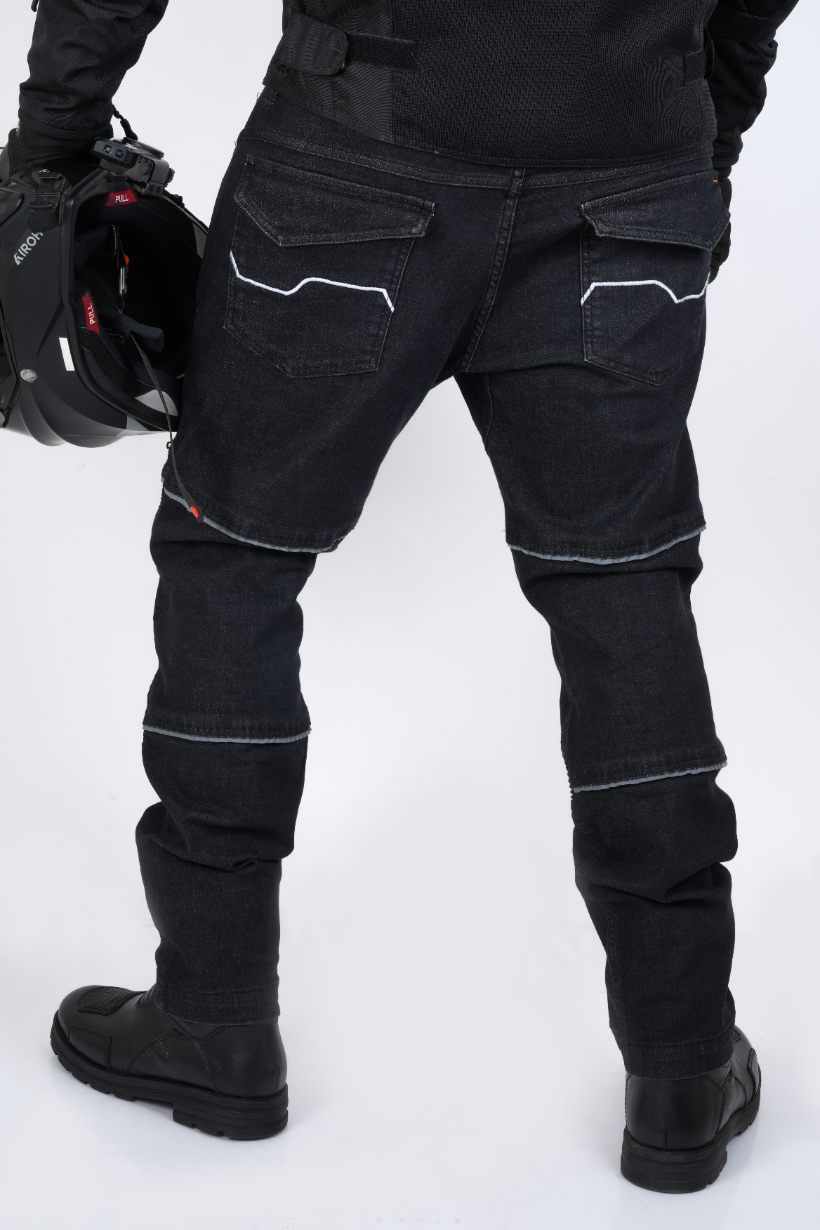 Utility cargo pockets